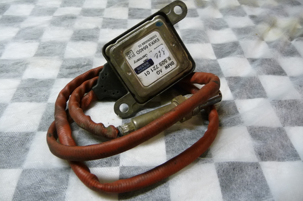 BMW 3 5 7 Series X3 X5 Fuel Injection System Sensor for NOX L=915MM