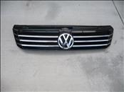 Volkswagen Passat Front Grill Grille (damaged) 561853651A OEM OE