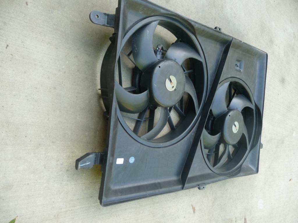 GMC Acadia Condenser Radiator Cooling Fan 15226663 OEM OE Original A1