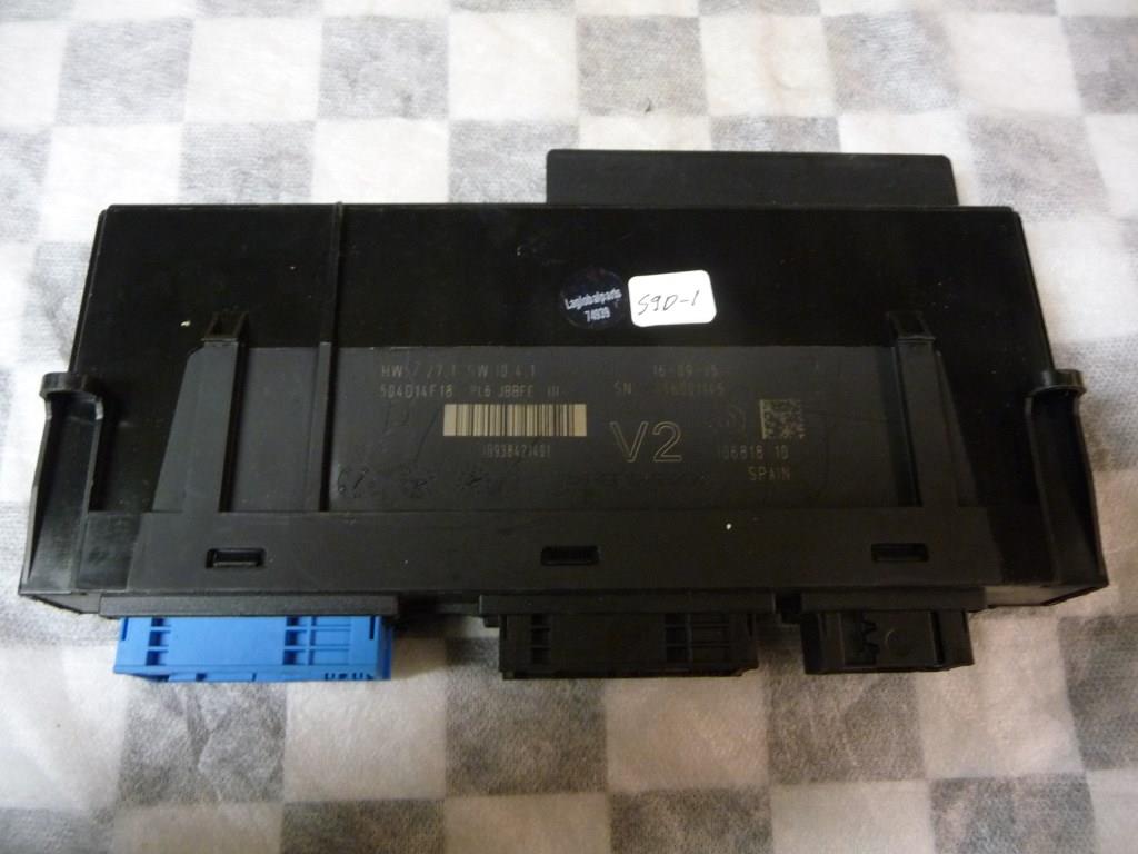 BMW 3 Series E90 E91 E92 E93 Electronic Junction Box 10681810 OEM A1