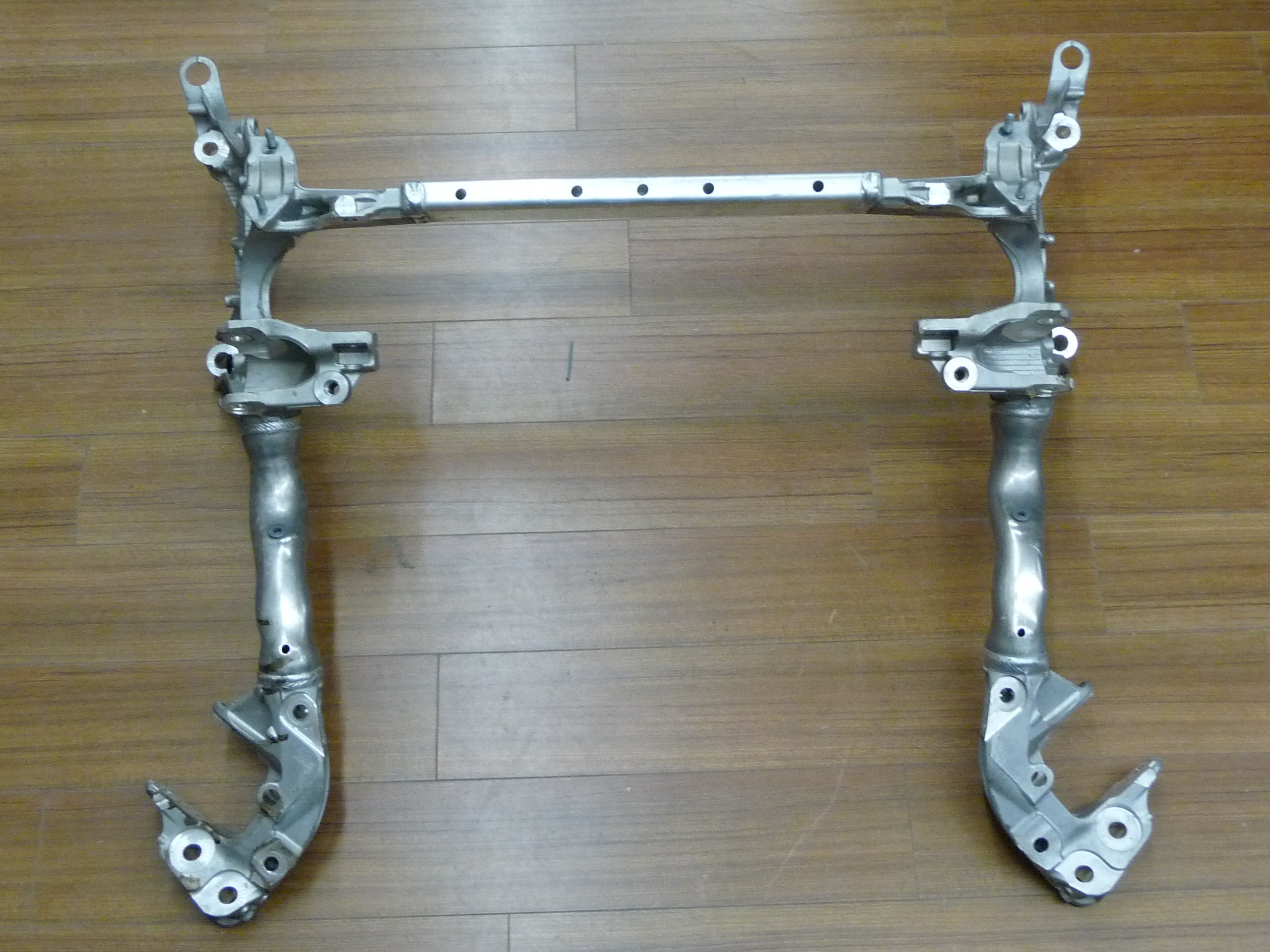 Audi Q5 Front Suspension Subframe Engine Cradle 8R0399315J OEM A1 LA