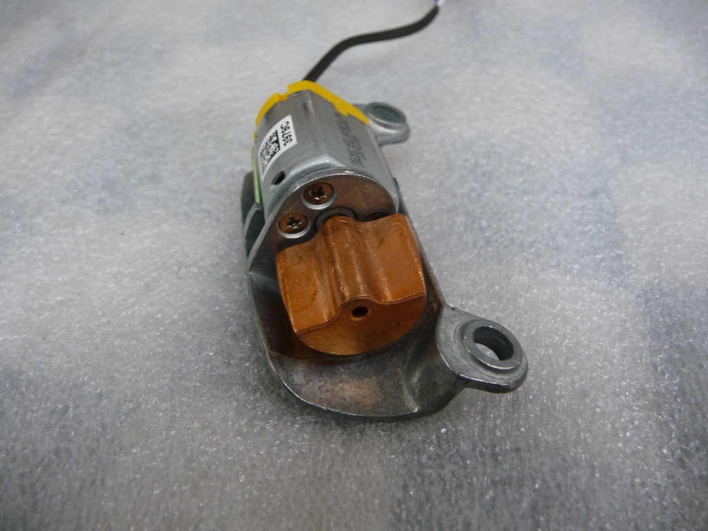 20162018 BMW G30 G31 G11 Steering Wheel Vibration Generator