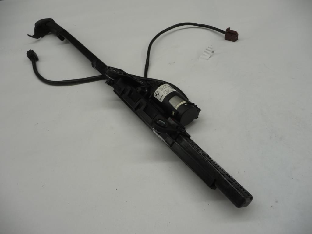 20142019 BMW F32 F82 Right Passenger Side Seat Belt Guide 72117307916