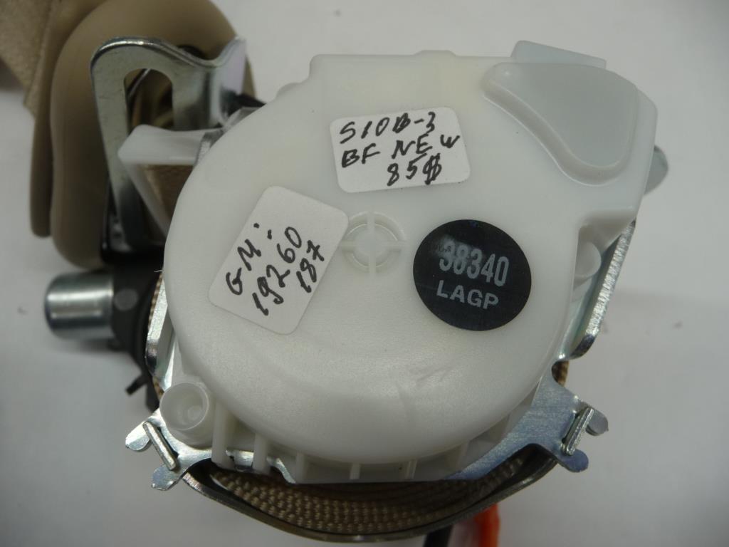 20122013 Chevrolet Silverado 1500 Front Right Seat Belt 19260187 OEM