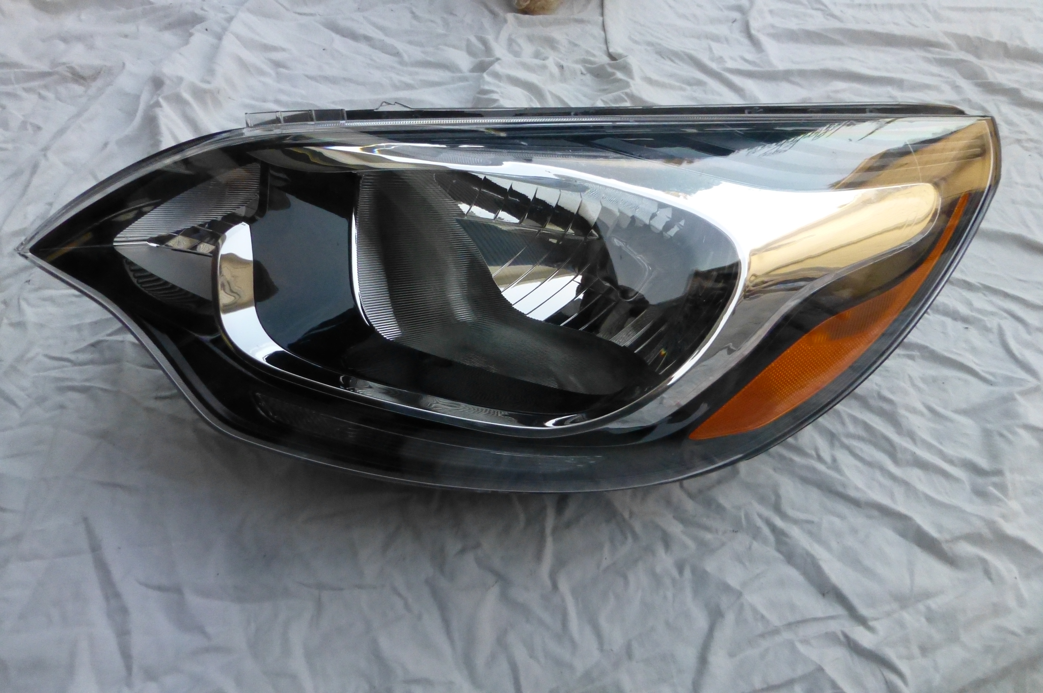 KIA RIO Left Driver LH LT Side Headlight Assembly 921011W100 921011W OEM OE LA Global Parts