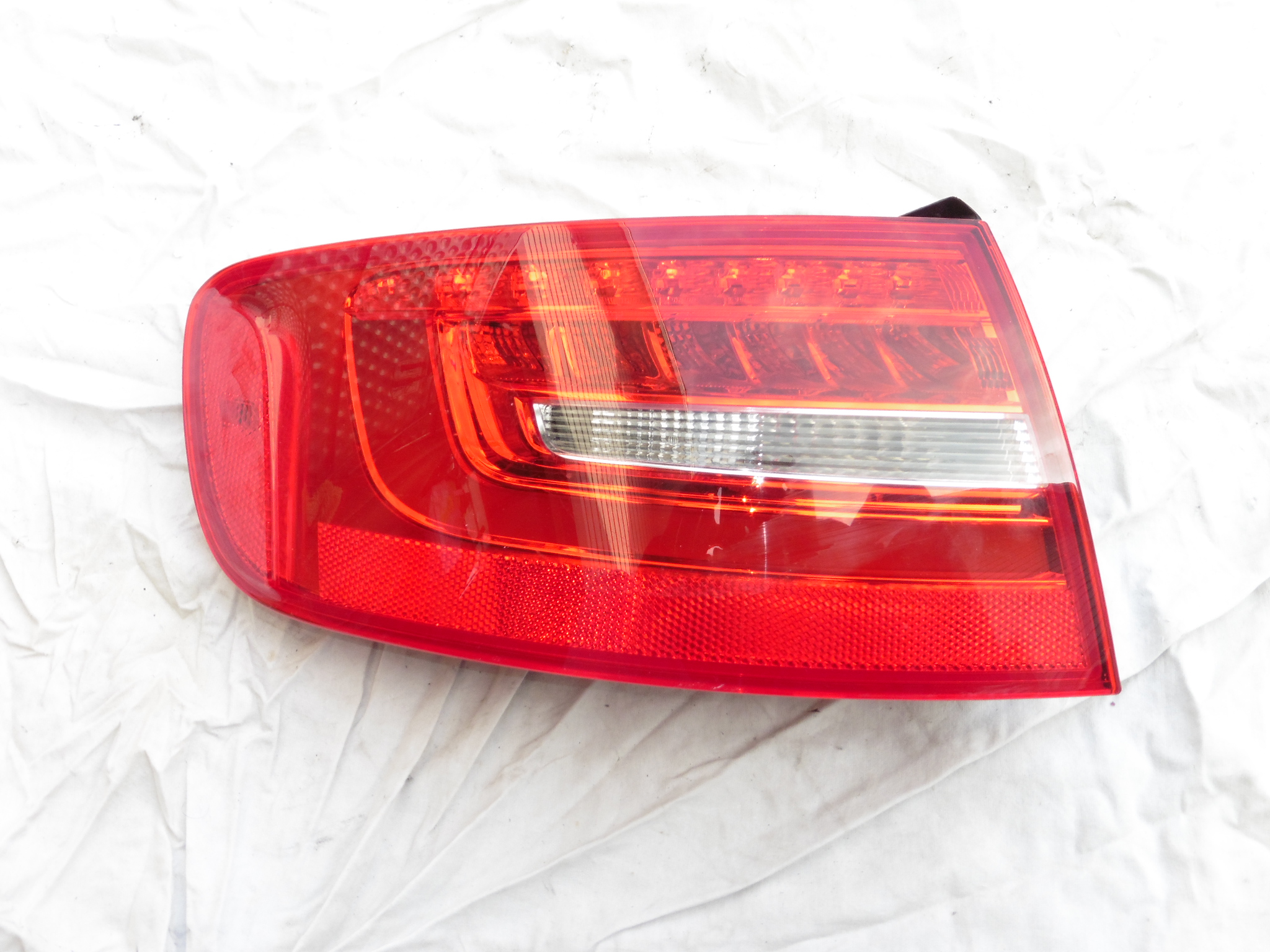 AUDI Allroad Tail Lamp Taillight Assembly Left Driver 8K9945095E 