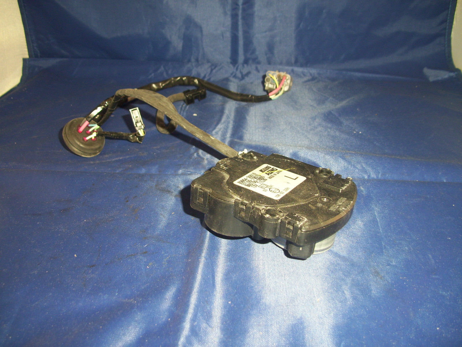 Lexus RX350 Xenon Headlight AFS Motor LH Left 85664-30010, for parts