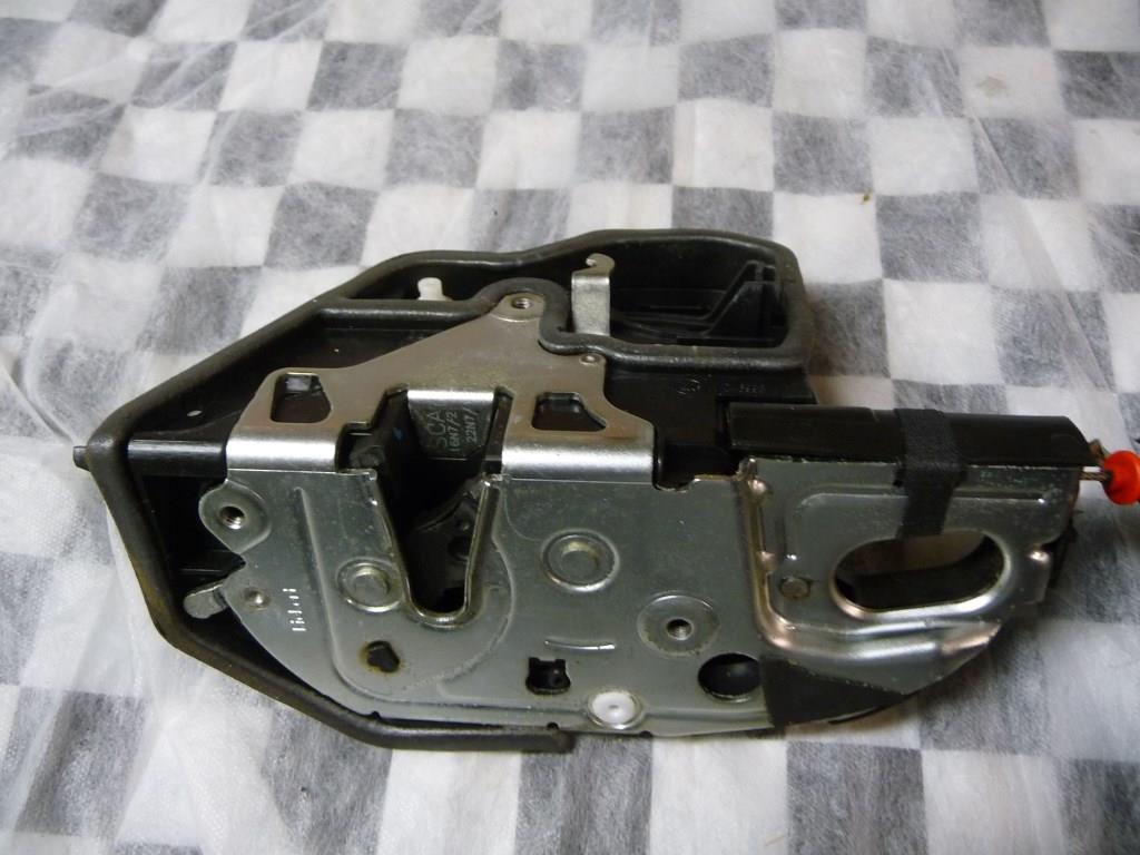 BMW 5 Series E60 Front Left Driver Door Lock Actuator 51217202151 OEM