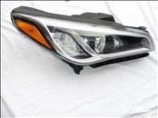 Hyundai Sonata Sedan Right Passenger side Halogen Headlight 92102C2050 OEM OE