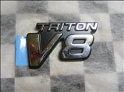 1999 2000 2001 2002 2003 2004 Ford F-250 F-350 Super Duty "TRITON V8" Fender Emblem Badge F81B-16702-AA OEM A1