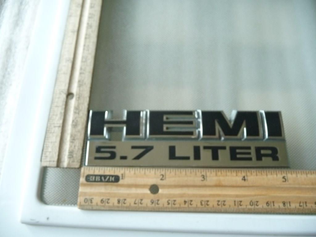 ⚡️Dodge Ram 55078115AA Hemi 5.7 LITER Emblem Chrome/black