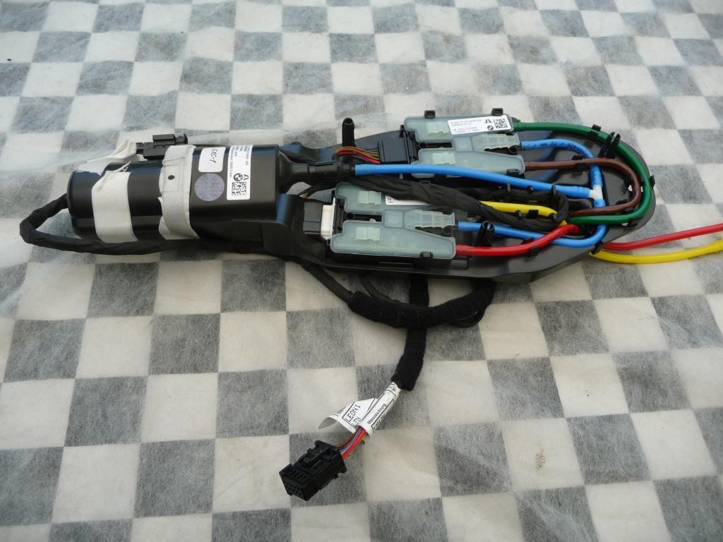2015-2017 BMW F80 M3 Lumbar Control Pump With Valve, Left 52108058229