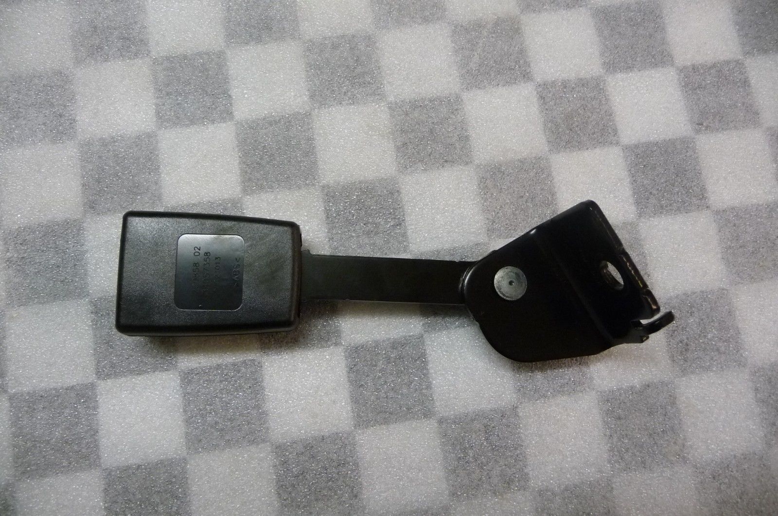 BMW 7 Series Safety Seat Belt Rear Lower Strap Tensioner 72117220858