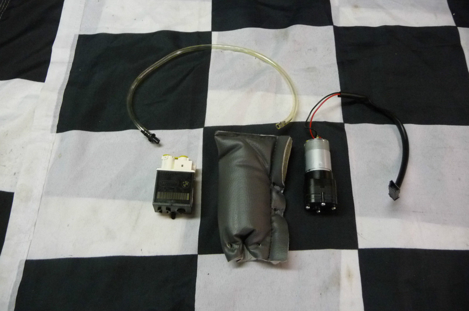 BMW 1 3 Series X1 X3 Lumbar Support Pump Front Seat 52107138788 OEM OE