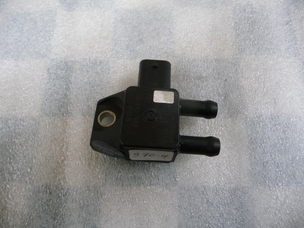 BMW 3 5 Series X5 Differential Pressure Sensor 13627805758 OEM A1 | LA