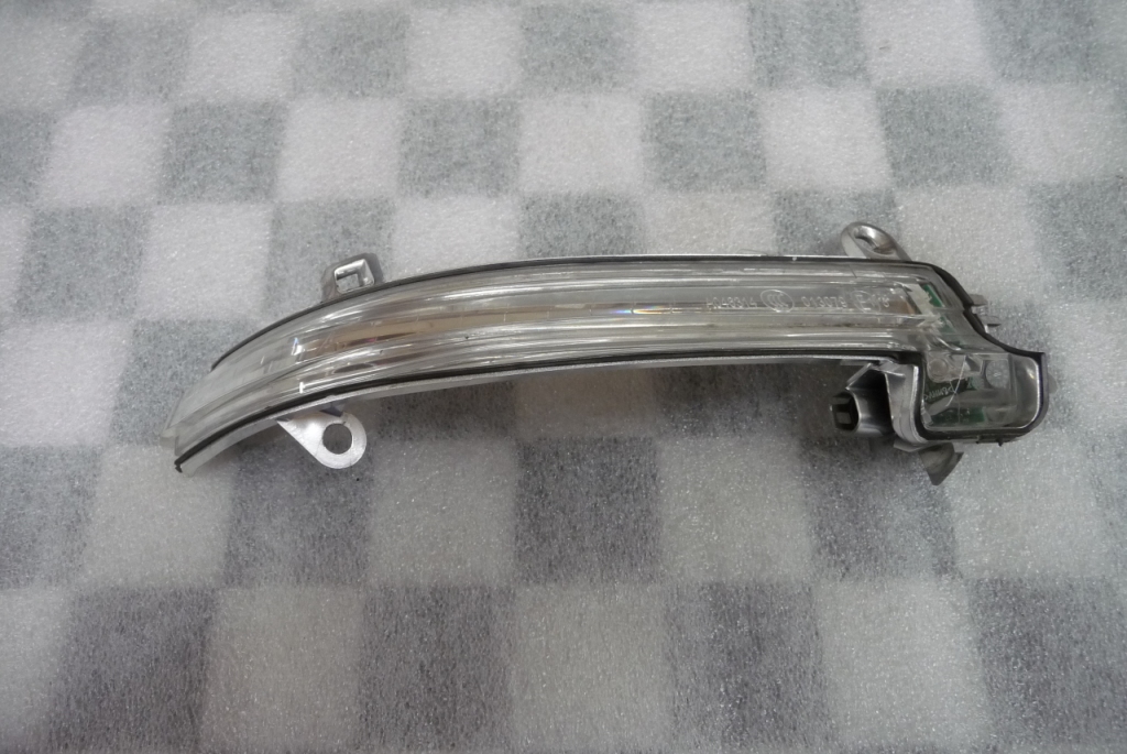 2012-2019 BMW F22 F30 F32 F33 E84 i3 X1 Right Mirror Turn Signal Light OEM A1 | LA Global Parts