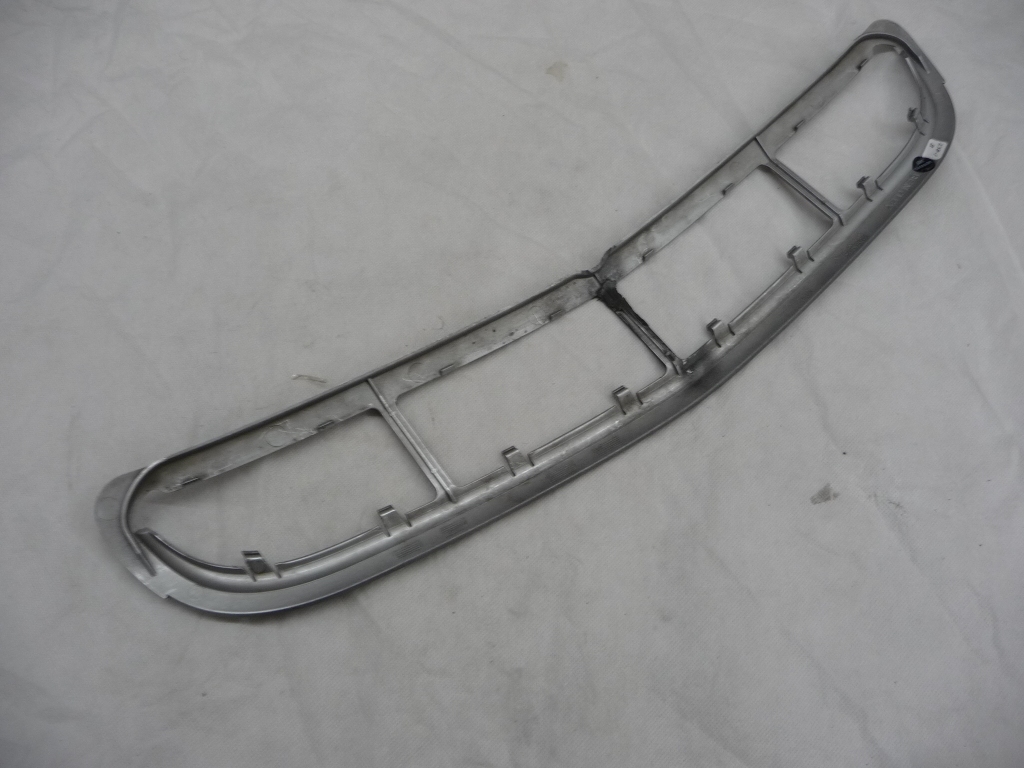 2004 2008 Bentley Gt Gtc Front Bumper Central Lower Grille