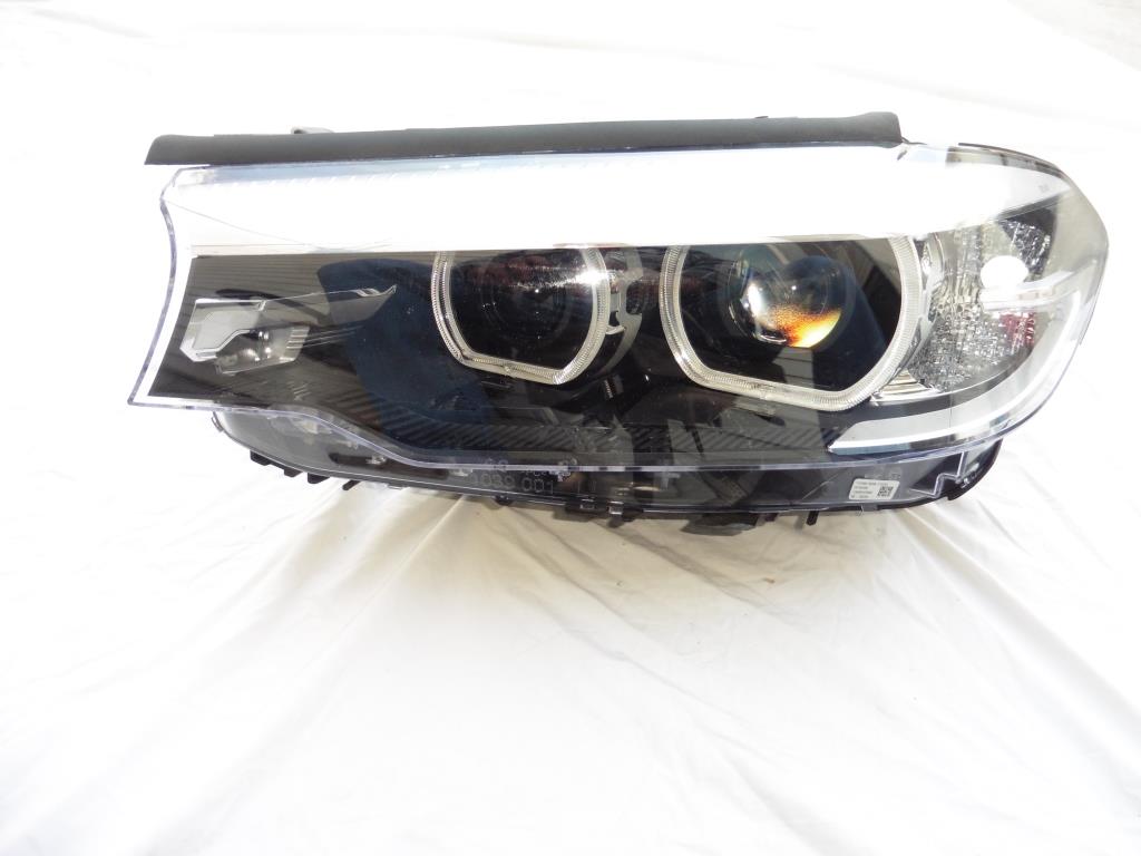 17-18 BMW G30 530i 540i xDrive Driver Left Headlight NON-LED