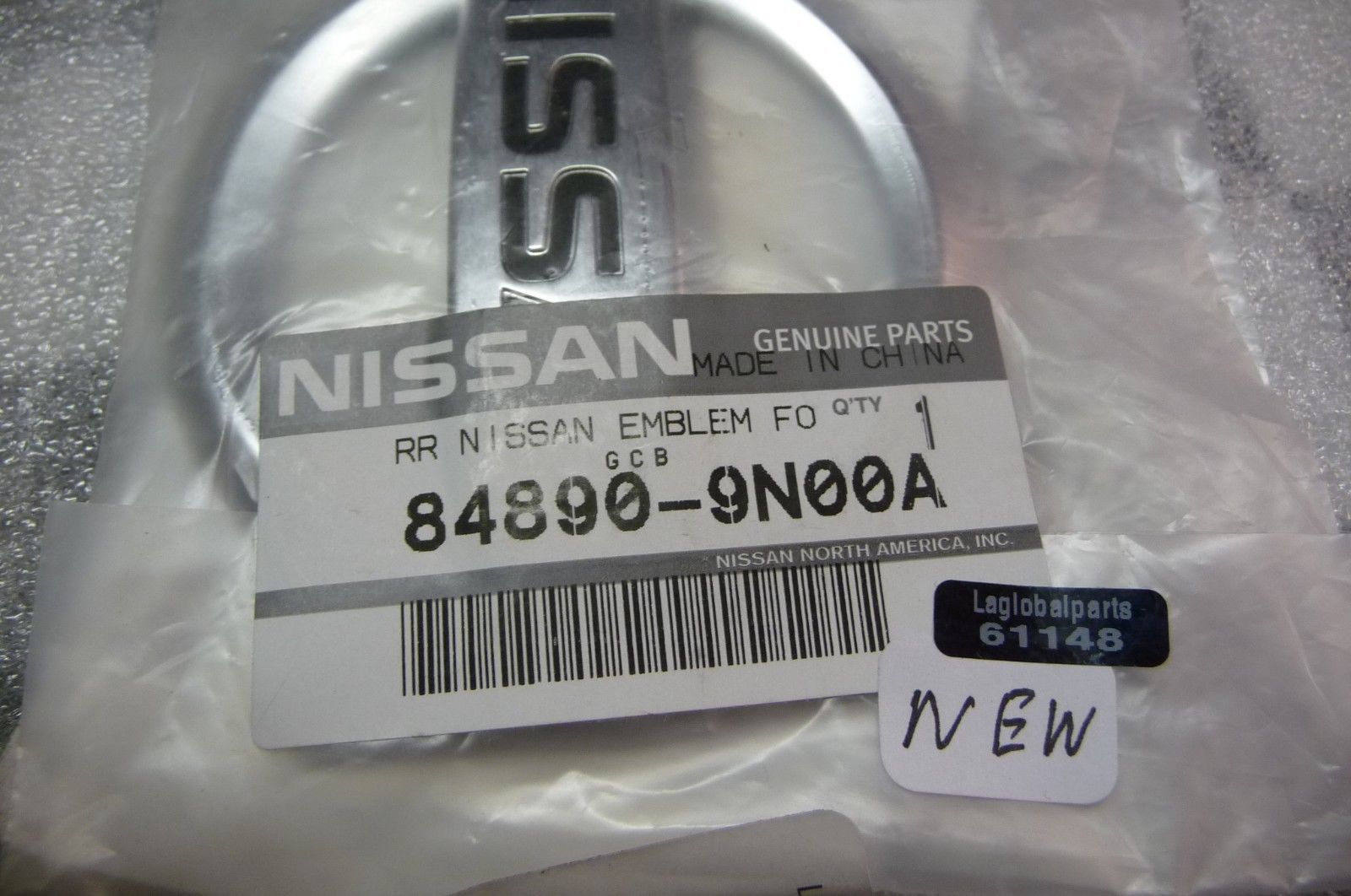 Nissan Maxima Trunk Deck Lid Emblem Logo Badge **NEW** 848909N00A OEM