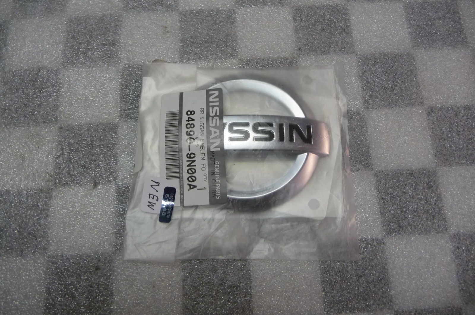 Nissan Maxima Trunk Deck Lid Emblem Logo Badge **NEW** 848909N00A OEM