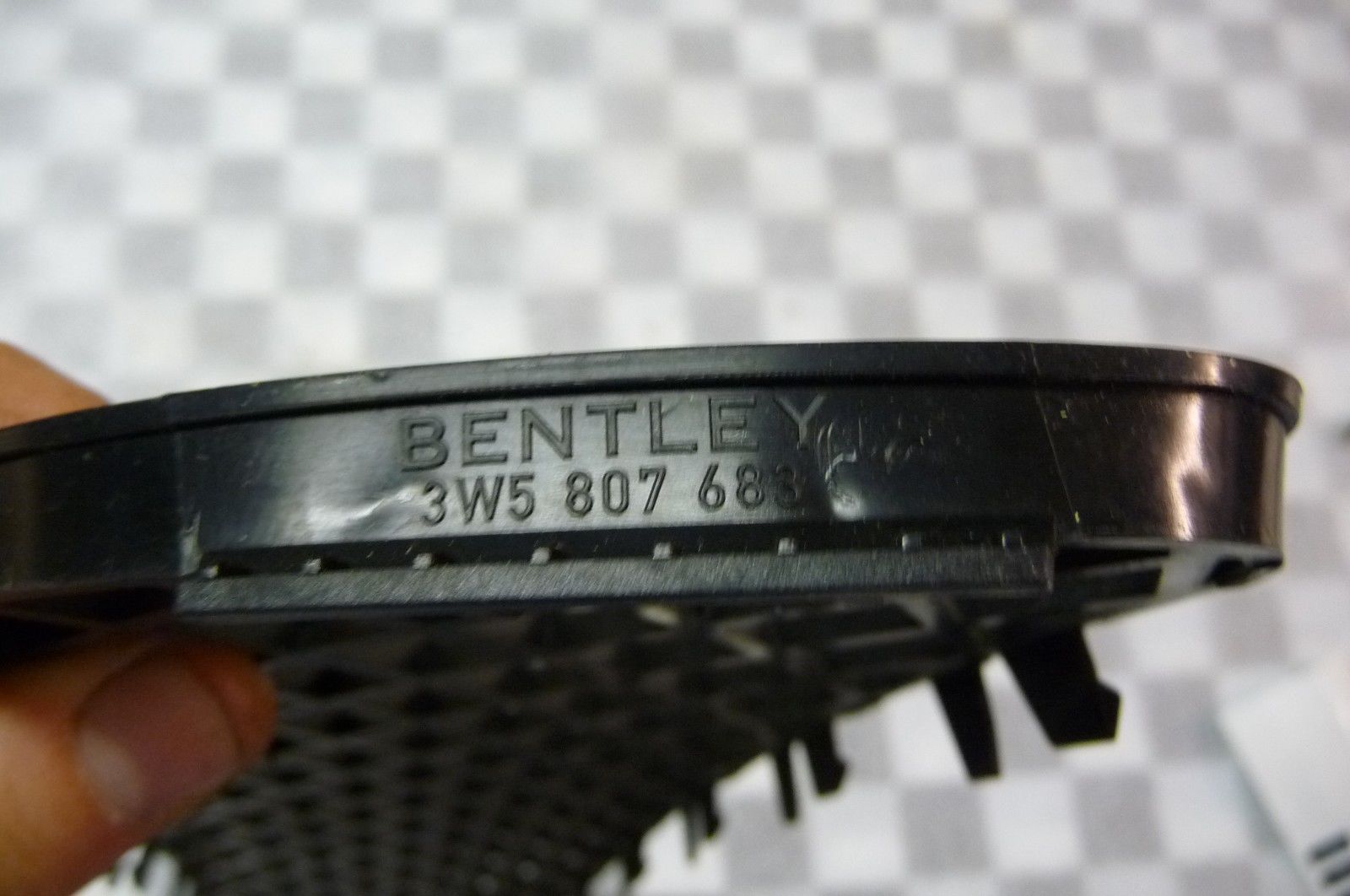 Bentley Continental Flying Spur Sedan Lower Bumper Grill