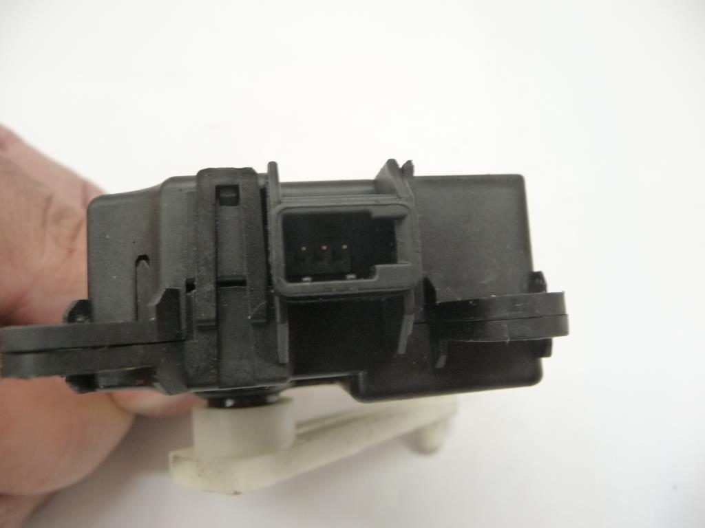 2016 2017 2018 Nissan Titan Adjust Motor Actuator Assembly 277323SB0A