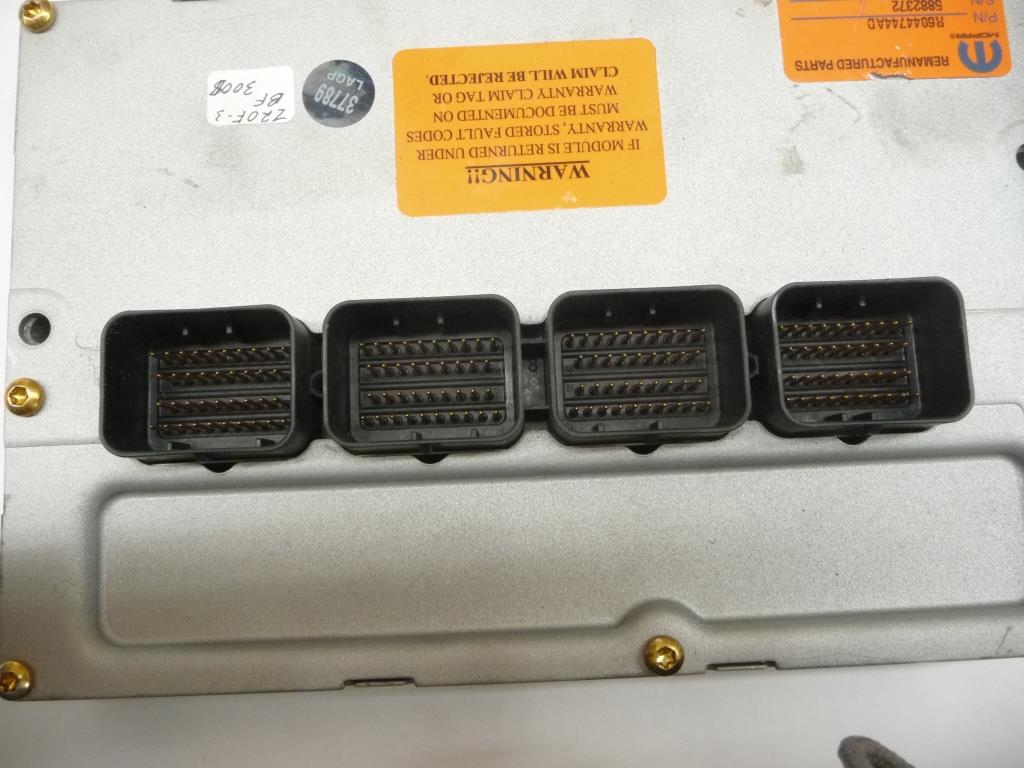 2006 Jeep Commander Grand Cherokee Powertrain Control Module R6044744AD