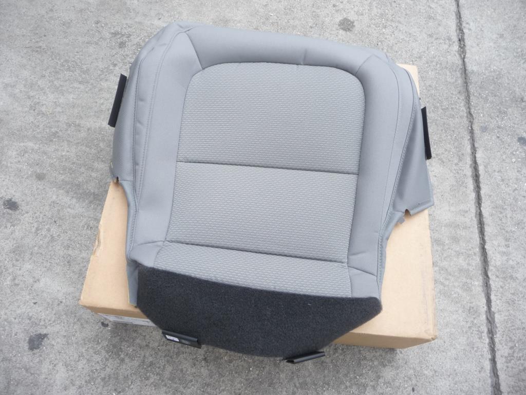 20192020 GMC Canyon Front Left LH Seat Cover 2336006 OEM A1 LA