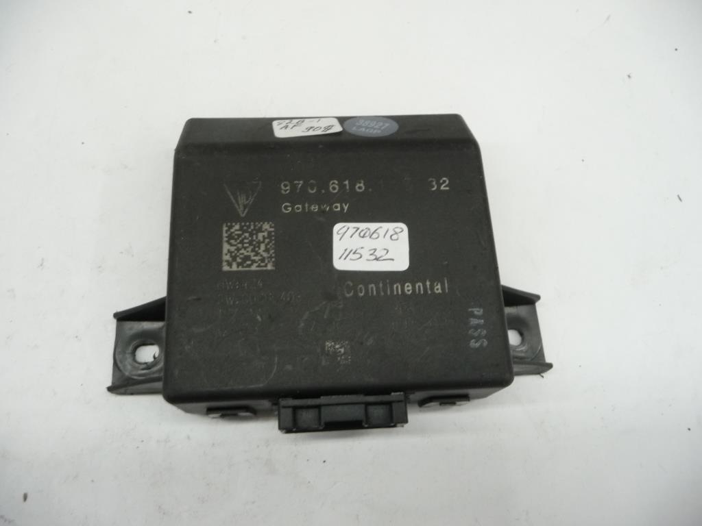 2014 2015 2016 Porsche Panamera Gateway Control Module Unit 97061811532 OEM A1 LA Global Parts