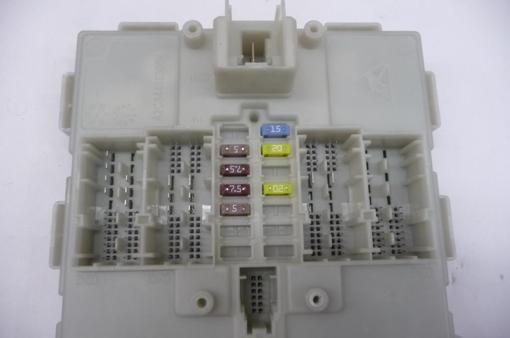 2017 2018 2019 BMW G30 540i 530i Fuse Box 61358715807 OEM A1 LA