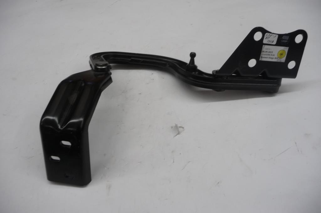 2018 McLaren 570GT Front Right Side Hood Hinge 13A5155CP.01 OEM