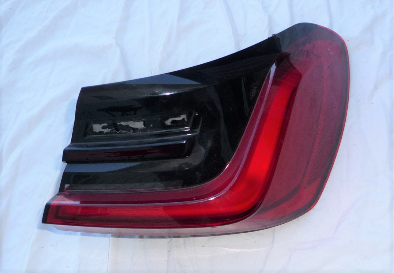 2021 BMW G11 G12 Rear Right Passenger Side Tail Light 63217481202 OEM