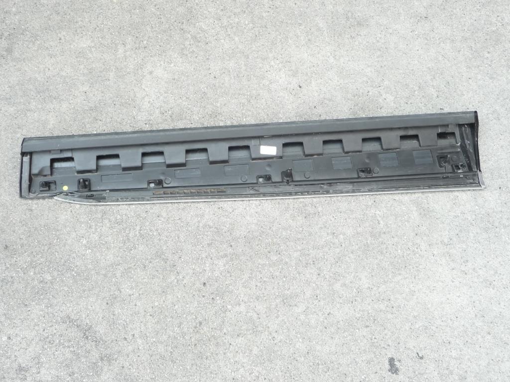 FOR NISSAN KICKS FRONT LEFT DRIVER SIDE DOOR LOWER MOLDING