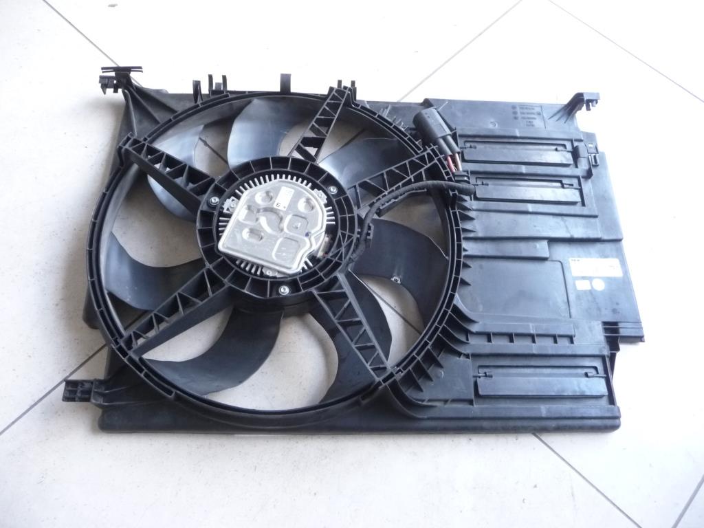 20162021 BMW F48 F39 X1 X2 Engine Cooling Fan Assembly 17427617611 OEM