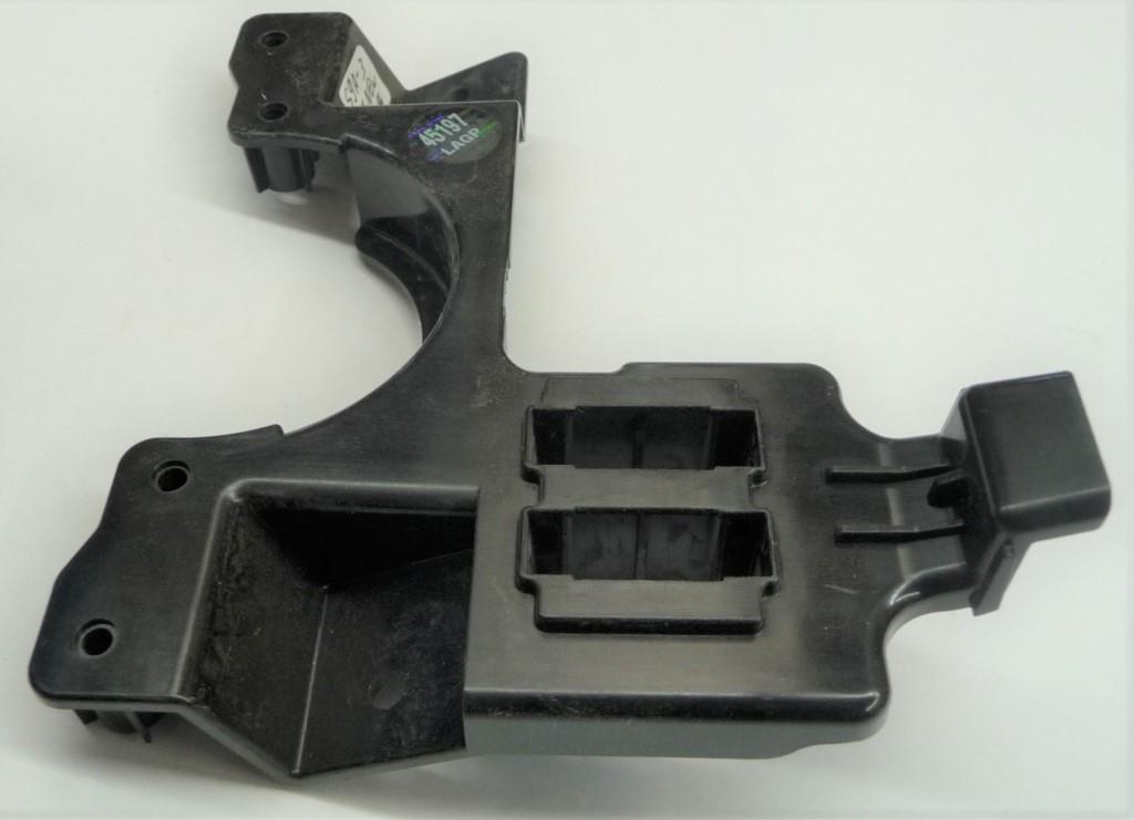 20162021 Tesla Model X USB Connector Socket 105522600A OEM A1 LA Global Parts