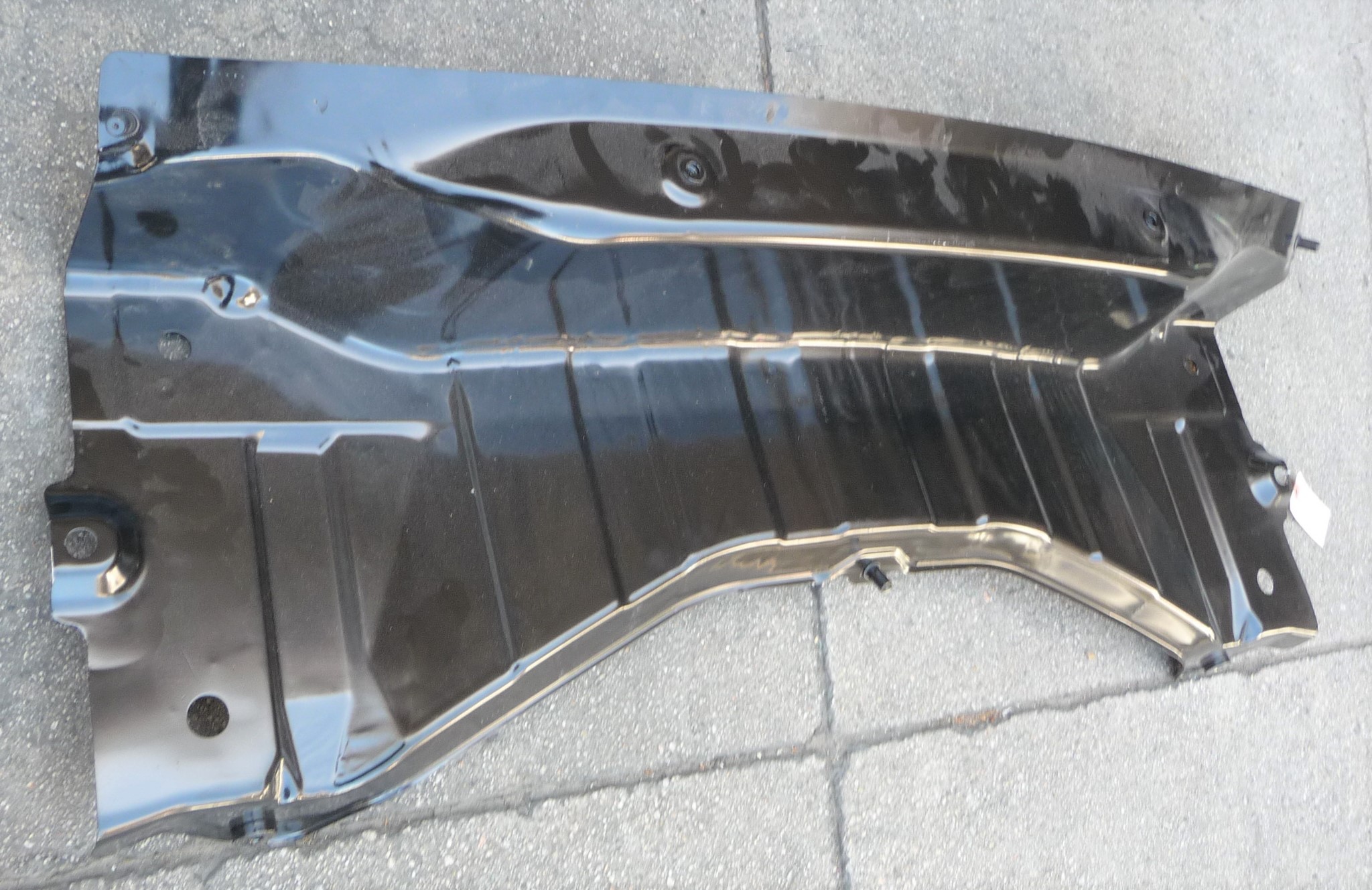 20202022 Tesla Model Y Rear Body Panel Frame 148774400C; 148774200