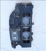 2020 2021 Land Rover Defender Rear Left Driver Side Tail Light LR164872 ; L8B2-13405-A ; L8B213405A OEM OE