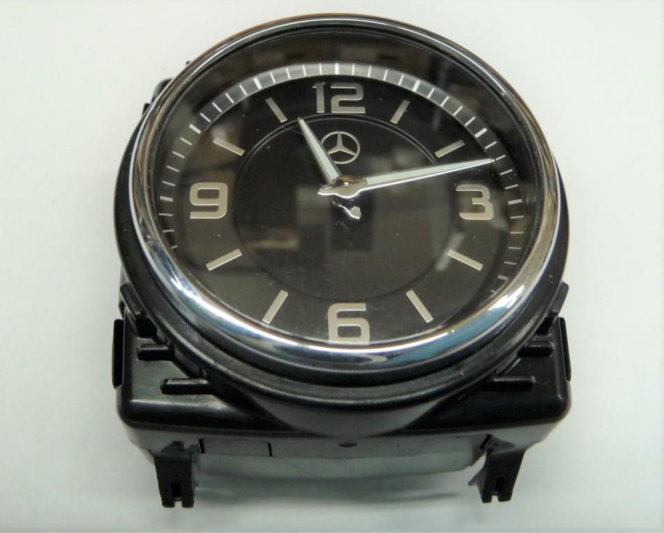 Mercedes Analog Clock ubicaciondepersonas.cdmx.gob.mx