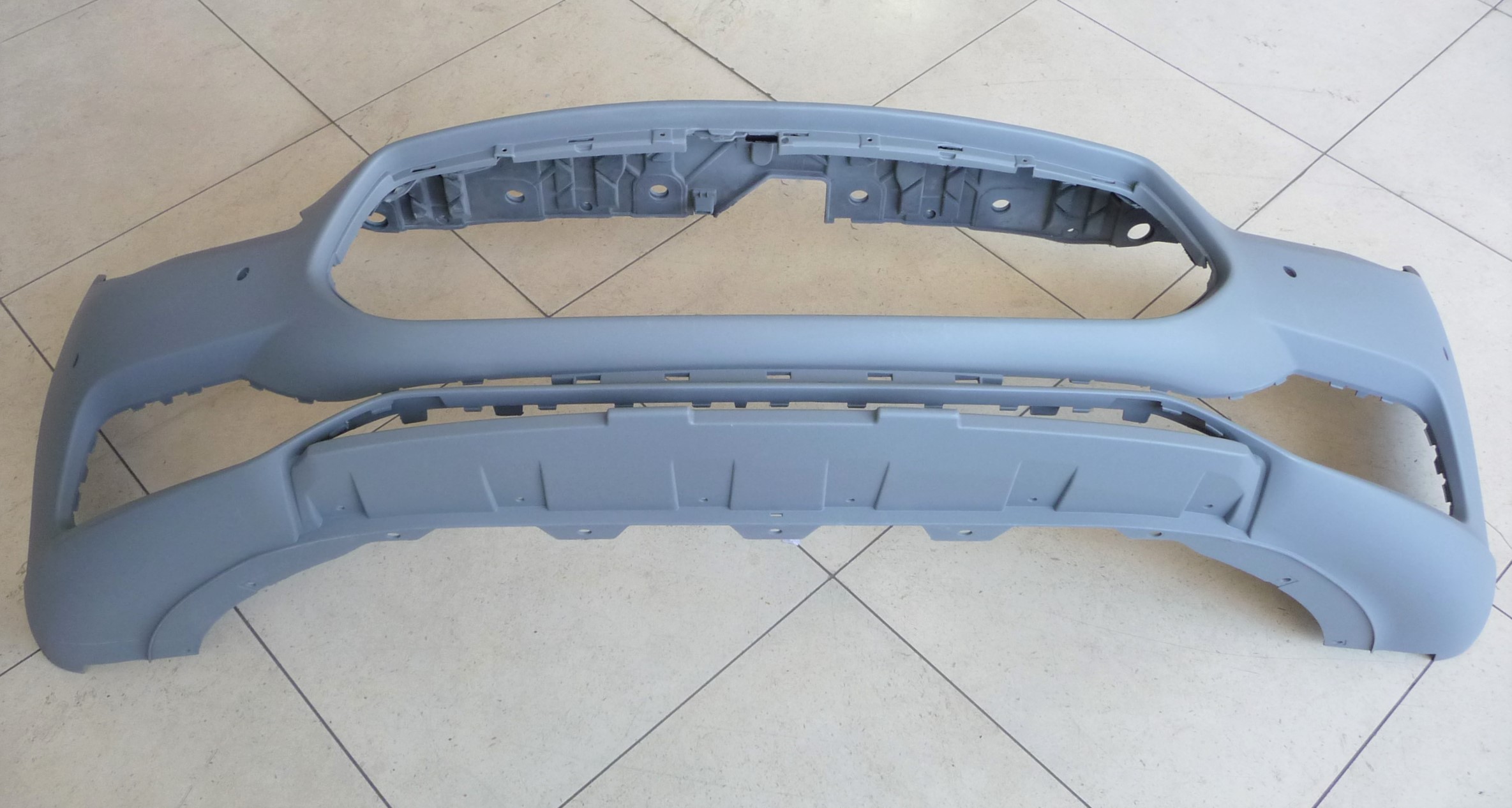 2018-2020-maserati-quattroporte-m156-front-bumper-cover-673006997-oem