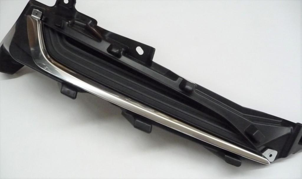 2020-2022-lexus-rx350-rx450h-front-right-fog-cover-trim-bezel-52030