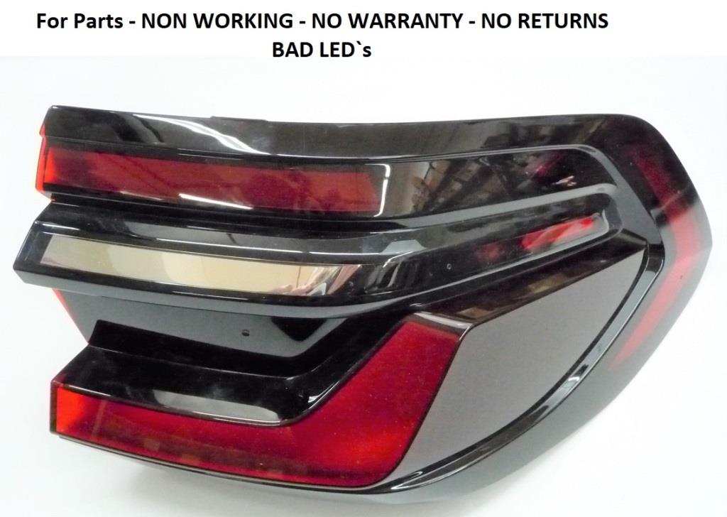 2023 BMW G07 X7 Right Passenger Side Tail Light 63219881356