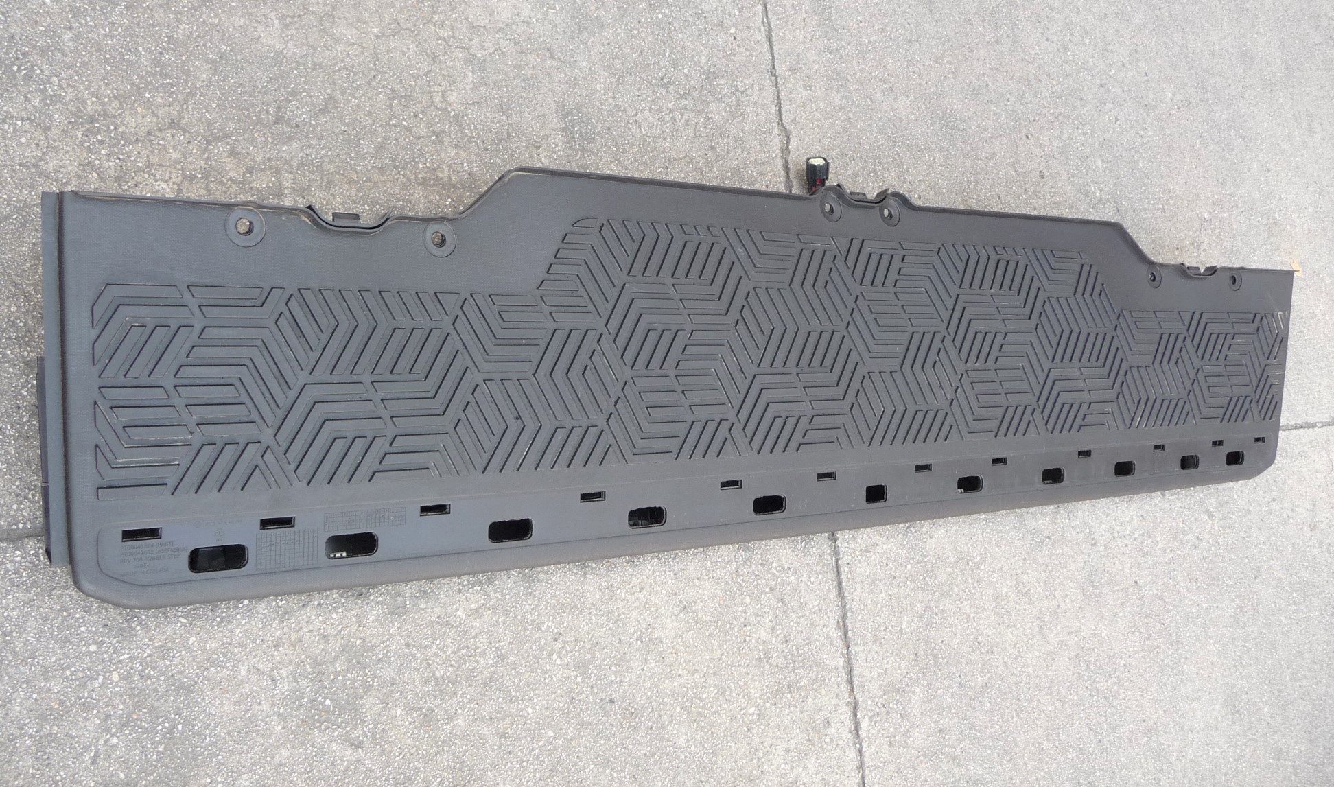 22-23 Rivian Amazon Electric Delivery Van Rear PDS Bumper Cover ...