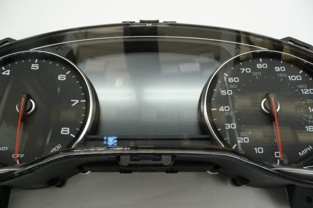 2019 Audi Q7 Speedometer Instrument Cluster 4M0920870D OEM A1 LA