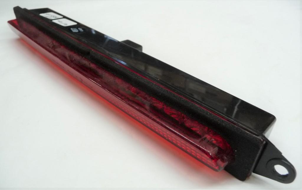 20042012 Aston Martin DB9 Red LED Center Brake Tail Light 4G4313N408