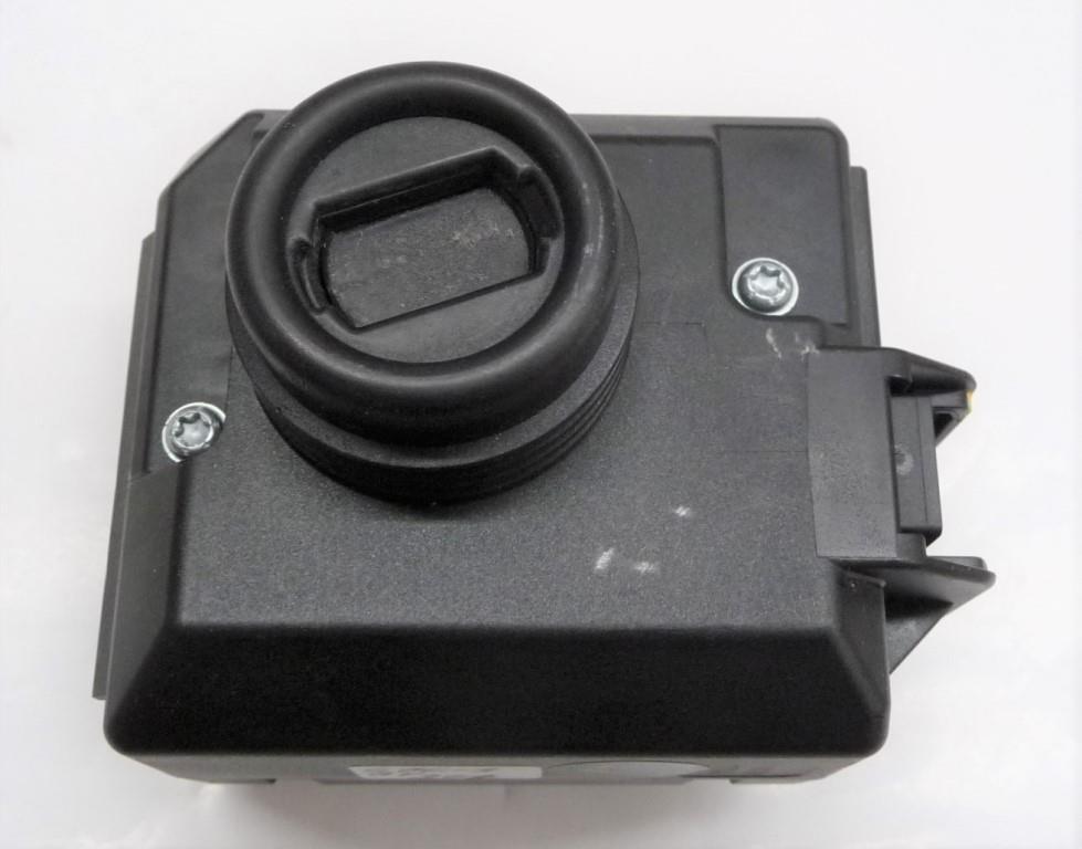 20122015 Mercedes Benz W204 Ignition Switch Control Module A2079057101