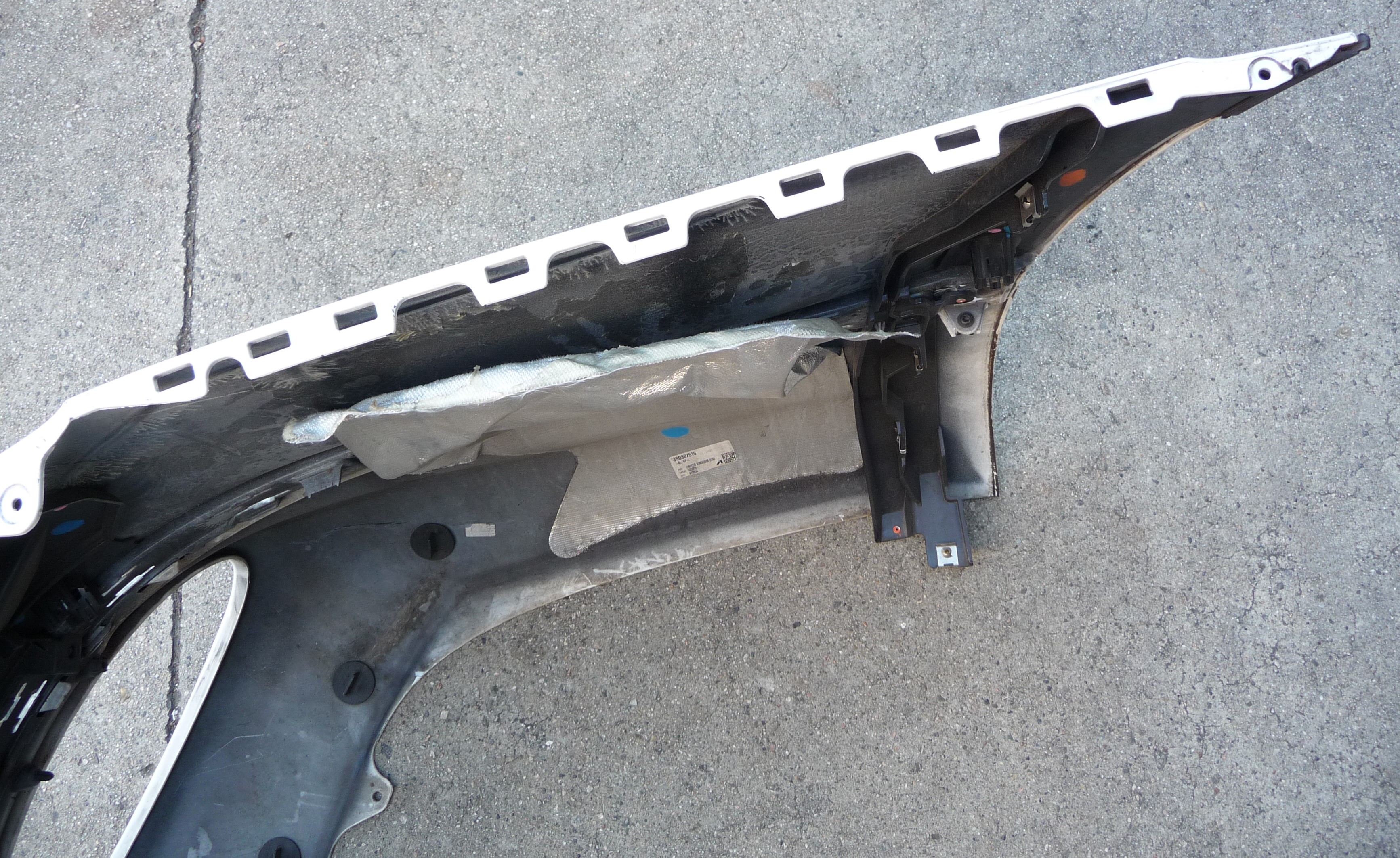 20-23 Bentley BY631 Flying Spur Sedan Rear Bumper & Lower Diffuser ...