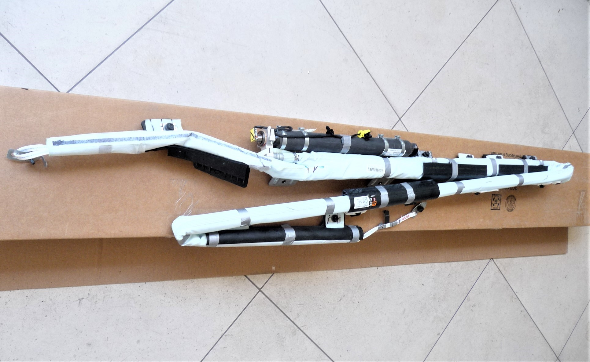 2021-2024 GMC Yukon Cadillac Escalade Left Driver Roof Curtain Unit ...