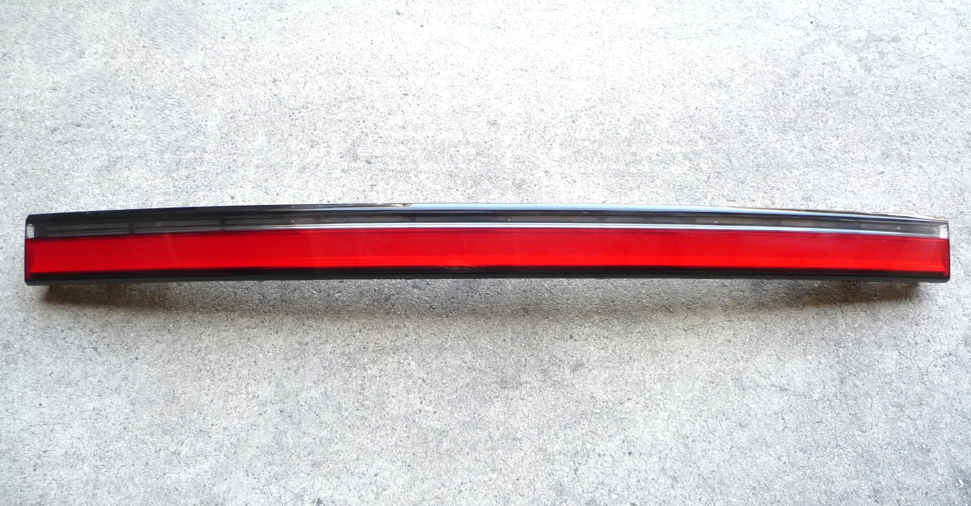 2025-2026 Rivian R1T R1S LED 3rd Center Tail Light Brake Lamp ...