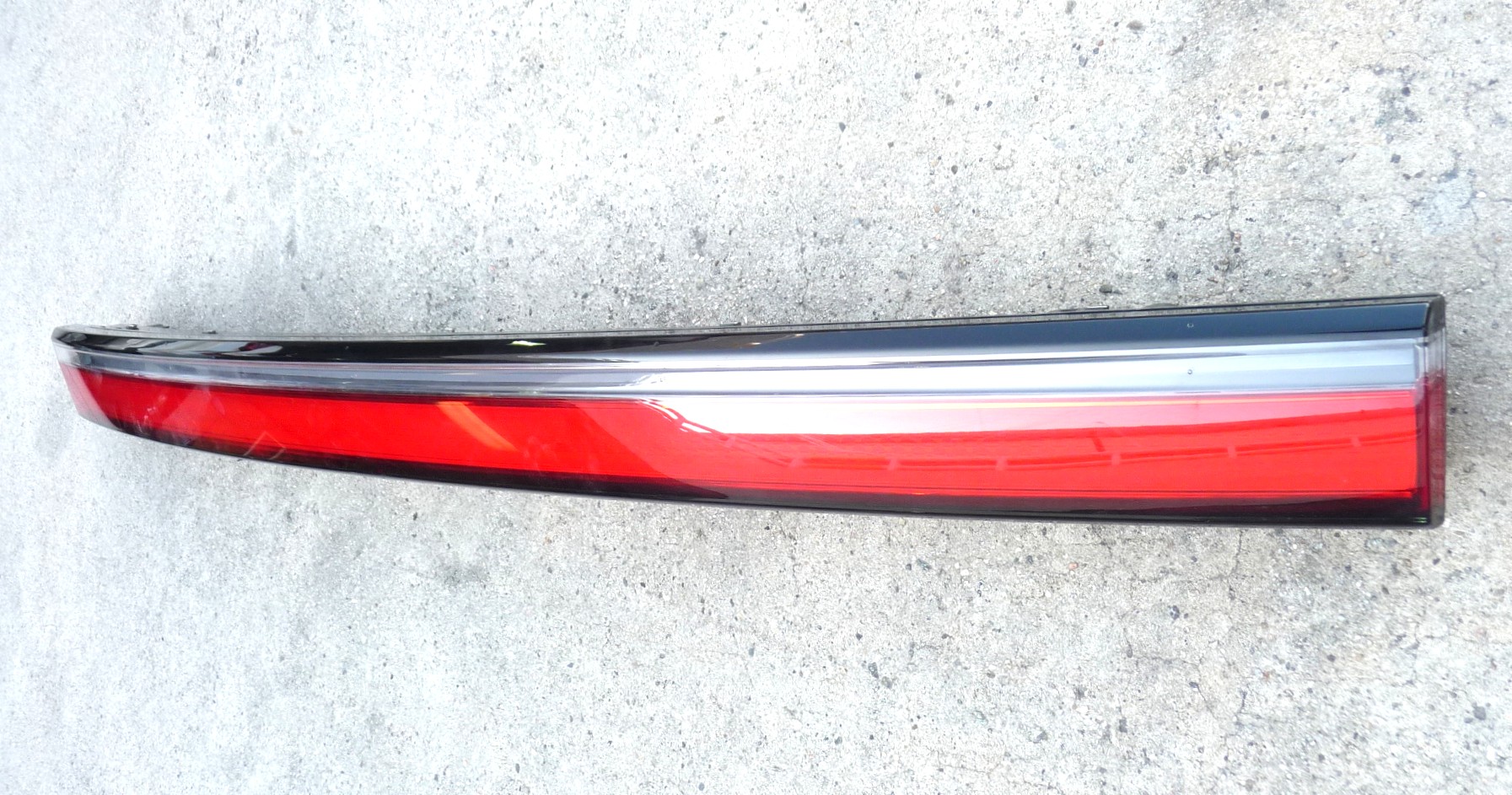 2021-2024 Rivian R1T R1S LED 3rd Center Tail Light Brake Lamp ...