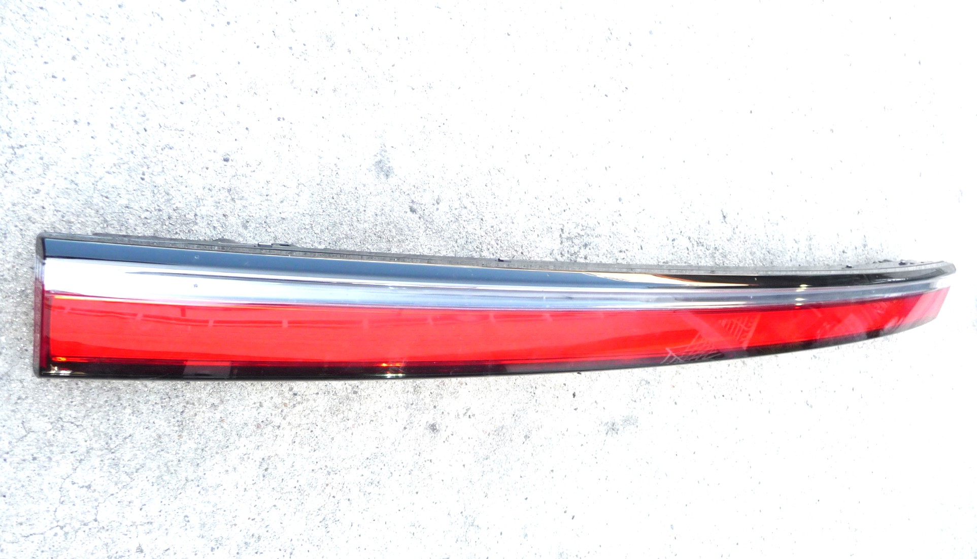 2021-2024 Rivian R1T R1S LED 3rd Center Tail Light Brake Lamp ...